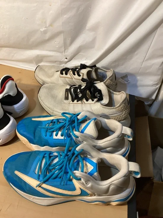 3 Men’s Shoes Size 11M - Picture 7 of 8